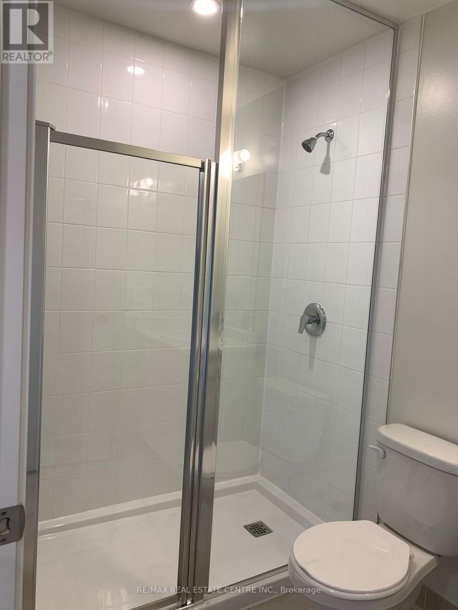 209 - 58 SKY HARBOUR DRIVE Image 22