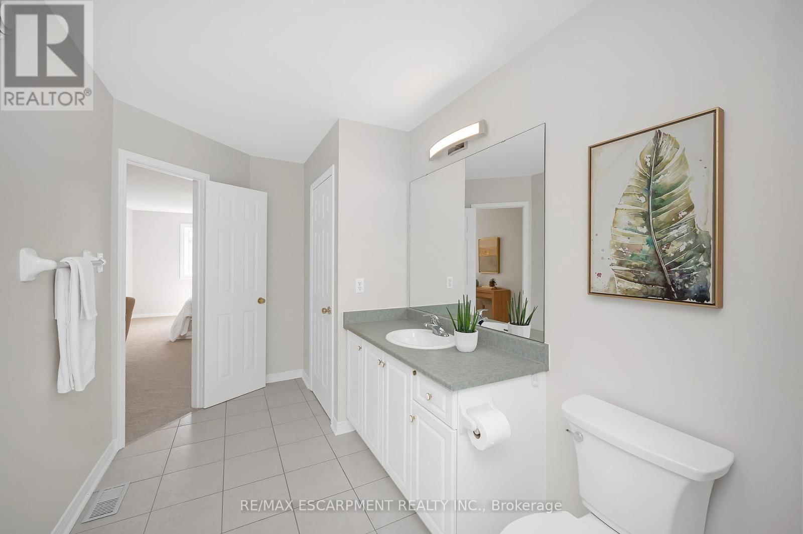 10 - 4275 MILLCROFT PARK DRIVE Image 20