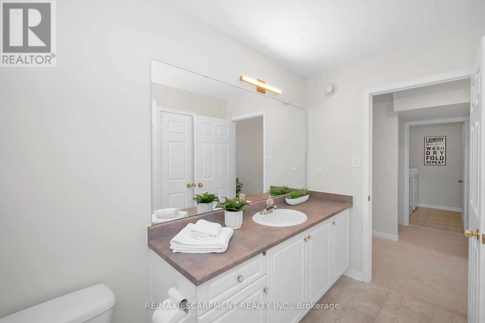 10 - 4275 MILLCROFT PARK DRIVE Image 23