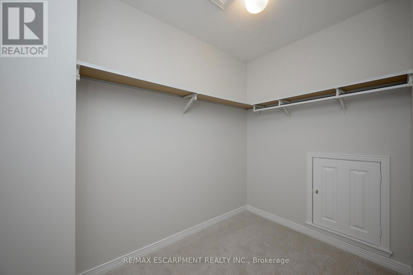 10 - 4275 MILLCROFT PARK DRIVE Image 31