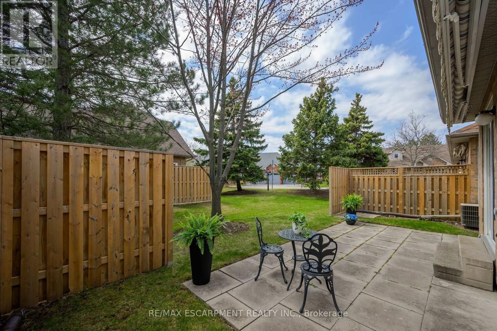 10 - 4275 MILLCROFT PARK DRIVE Image 35
