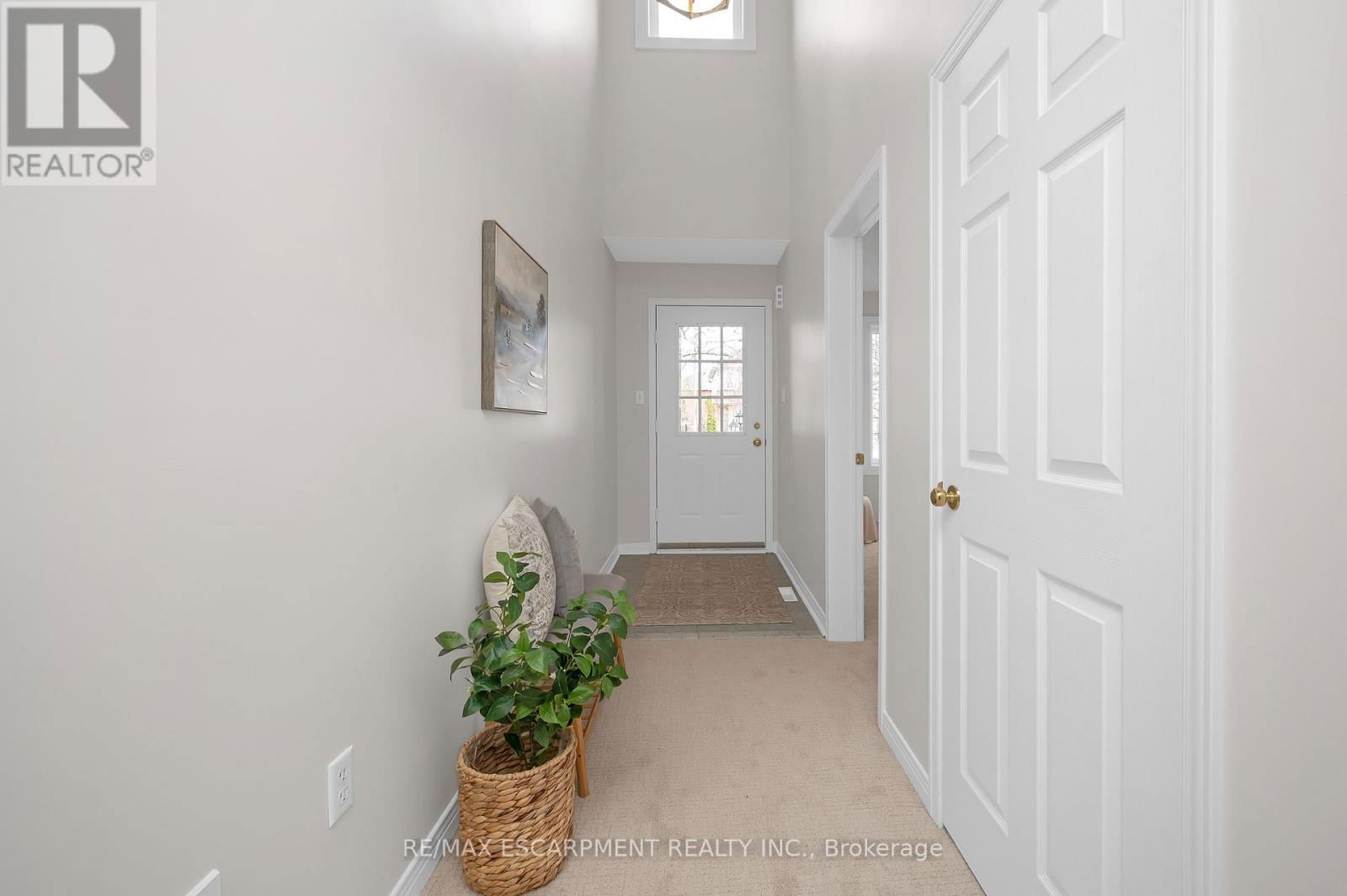 10 - 4275 MILLCROFT PARK DRIVE Image 6