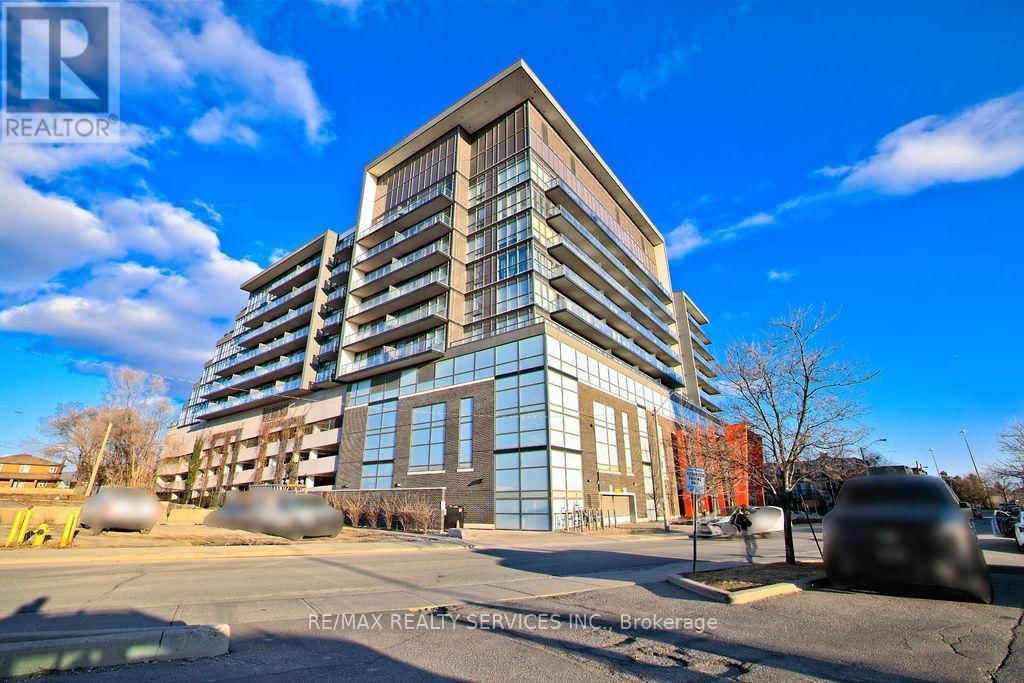 1021 - 15 JAMES FINLAY WAY Image 1