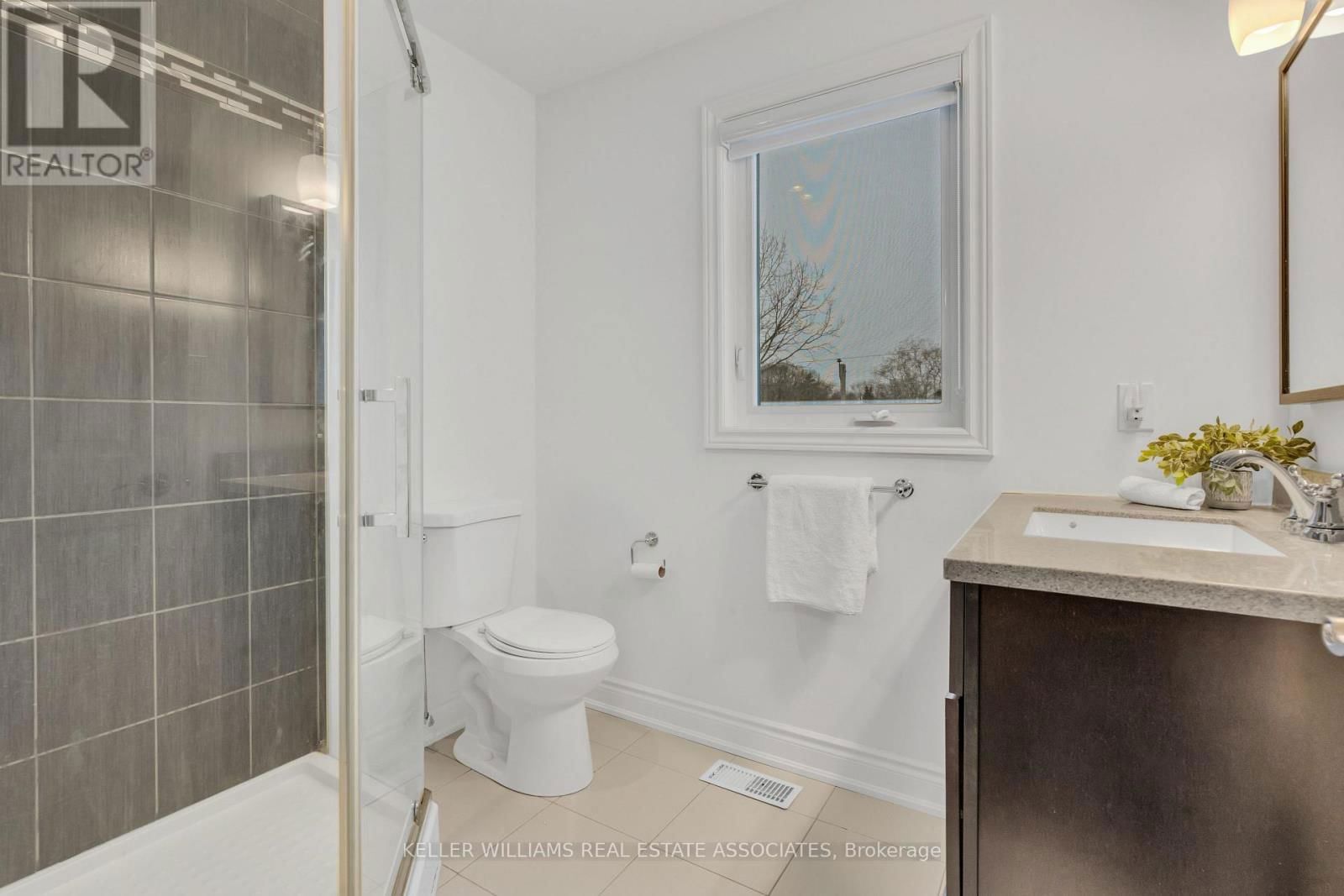 5419 SPRUCE AVENUE Image 20