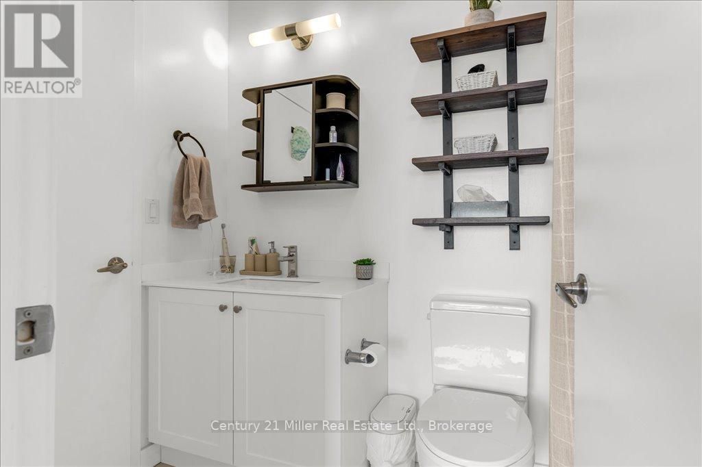301 - 150 SABINA DRIVE Image 24