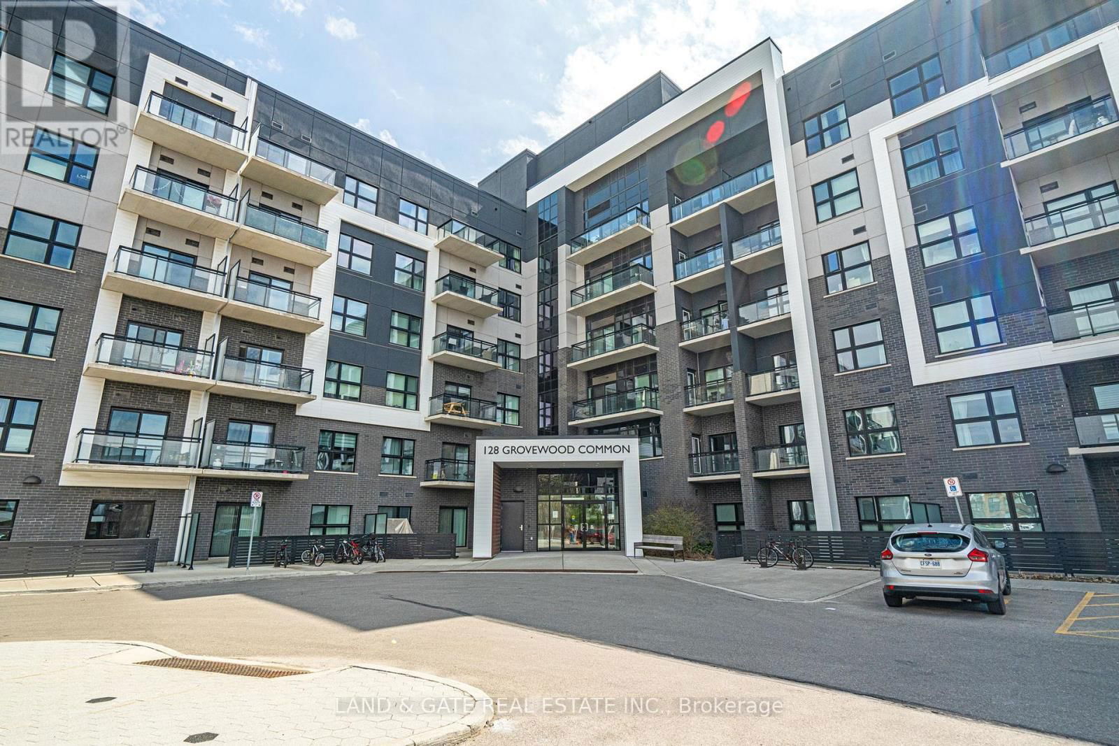 319 - 128 GROVEWOOD COMMON Image 1
