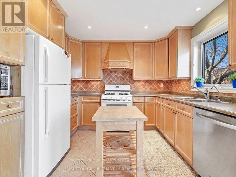 2113 FOLKWAY DRIVE Image 16