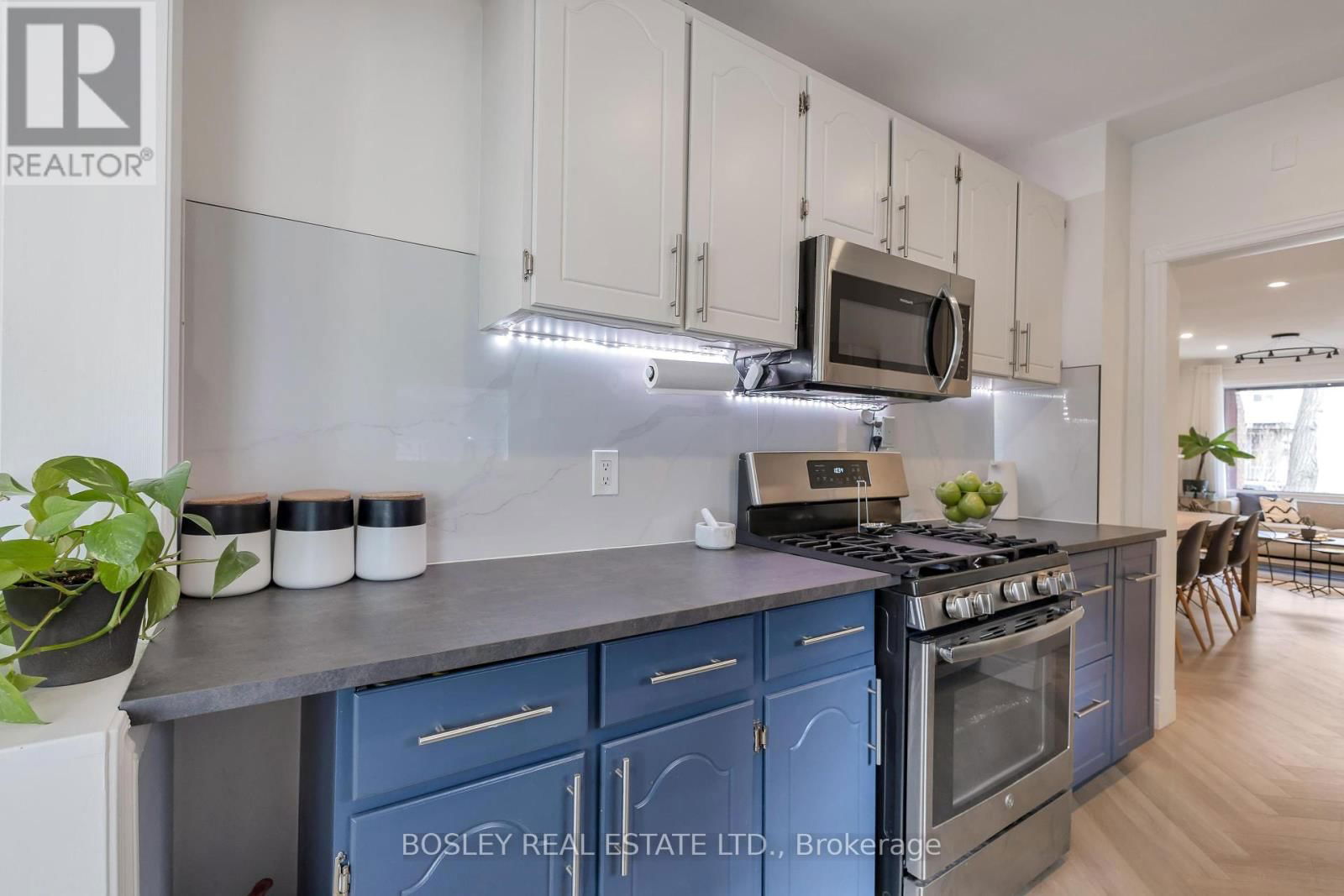 25 WARREN CRESCENT Image 15