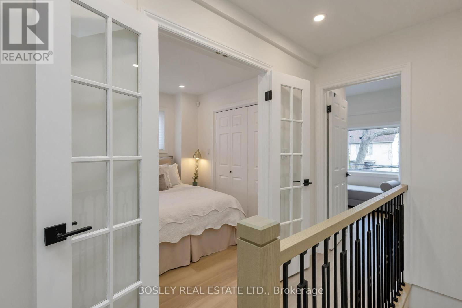 25 WARREN CRESCENT Image 23