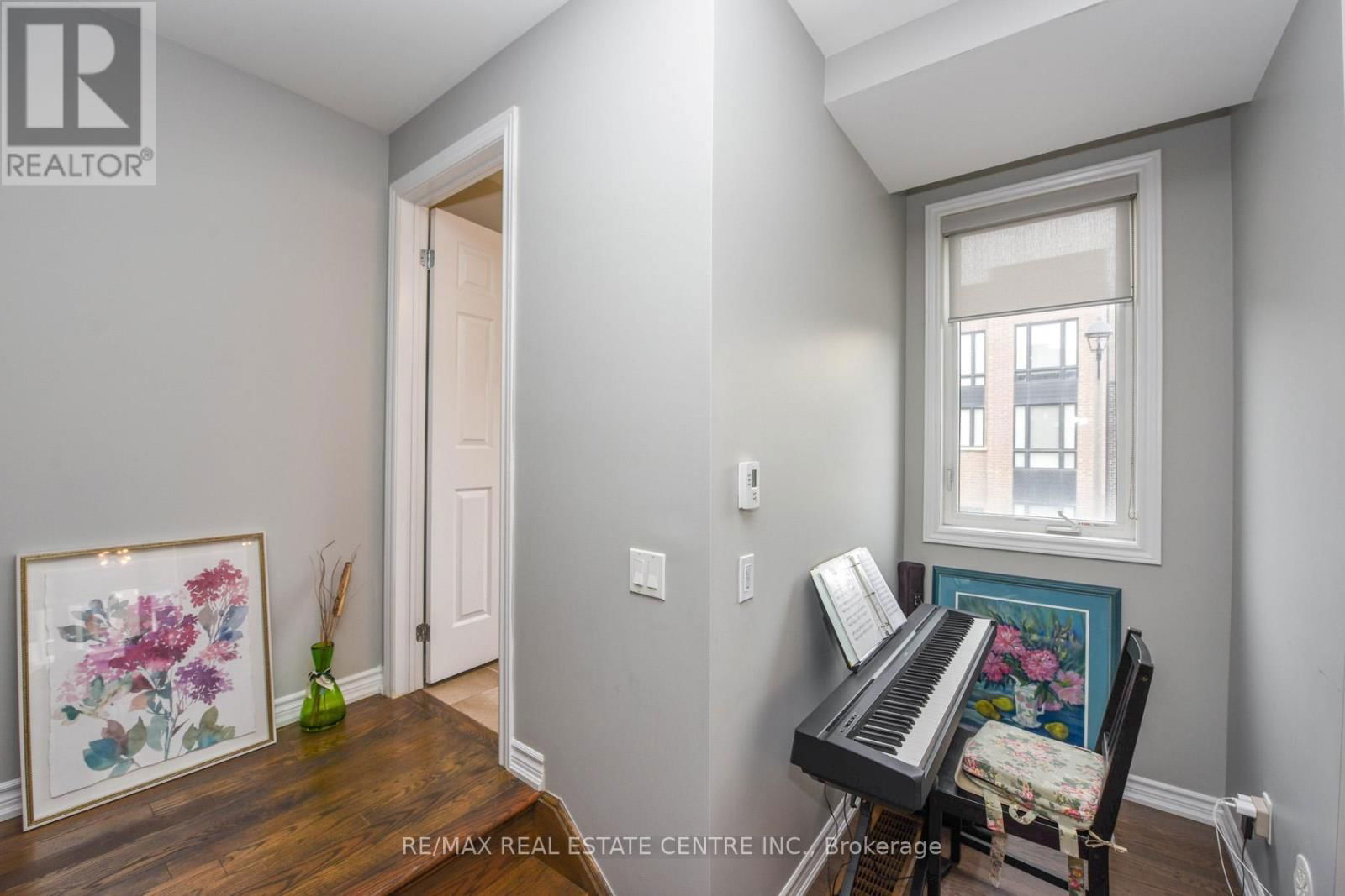 428 ROCKWELL COMMON Image 13
