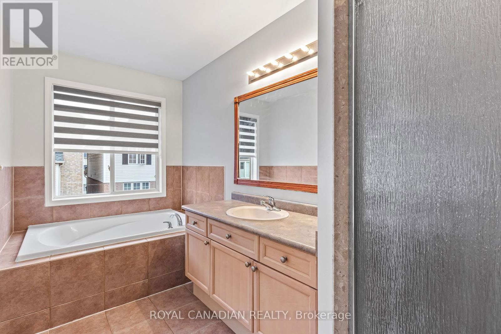 260 FANDANGO DRIVE WEST Image 11