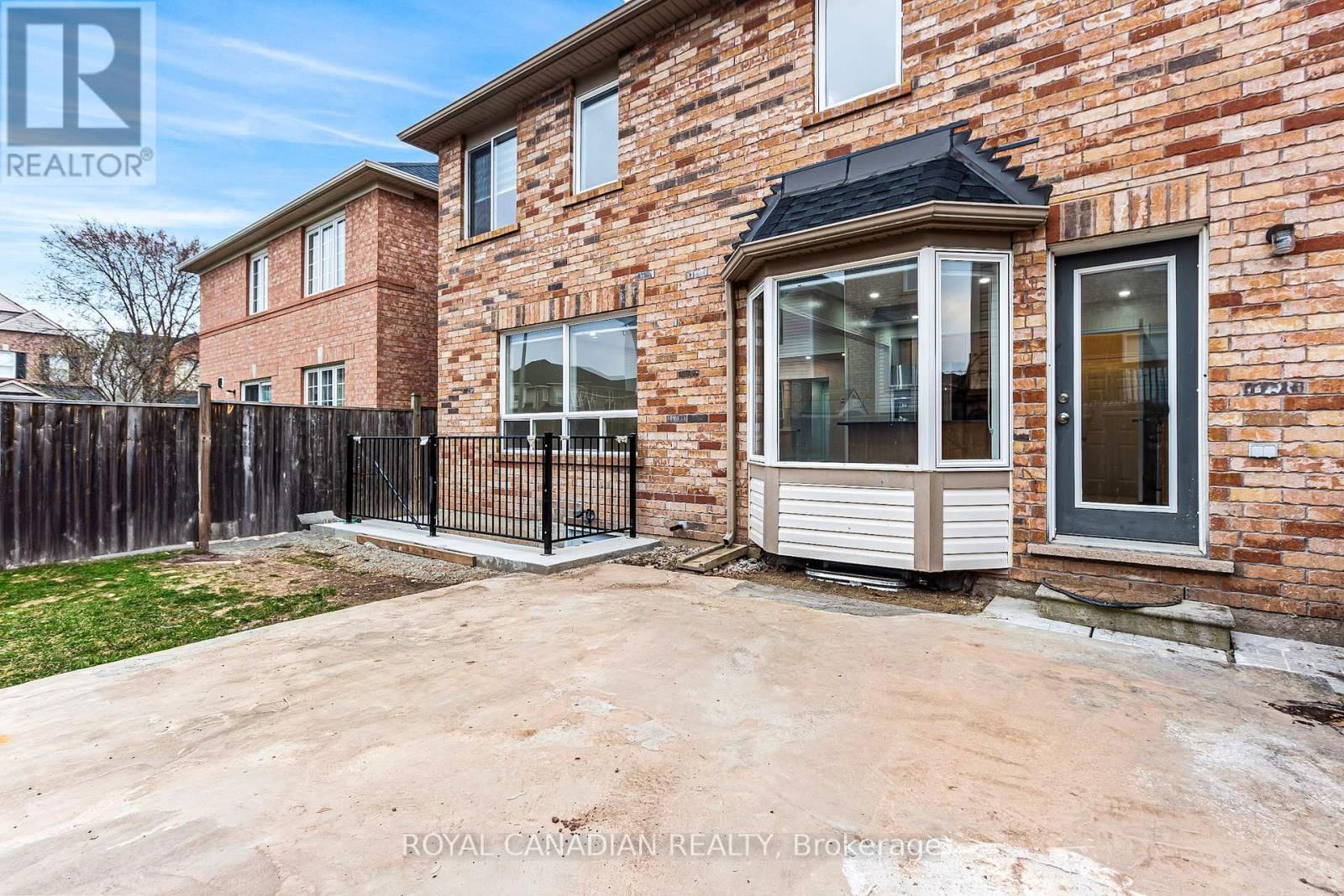 260 FANDANGO DRIVE WEST Image 27