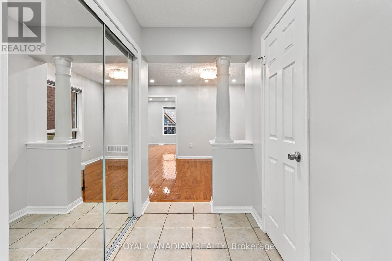 260 FANDANGO DRIVE WEST Image 4