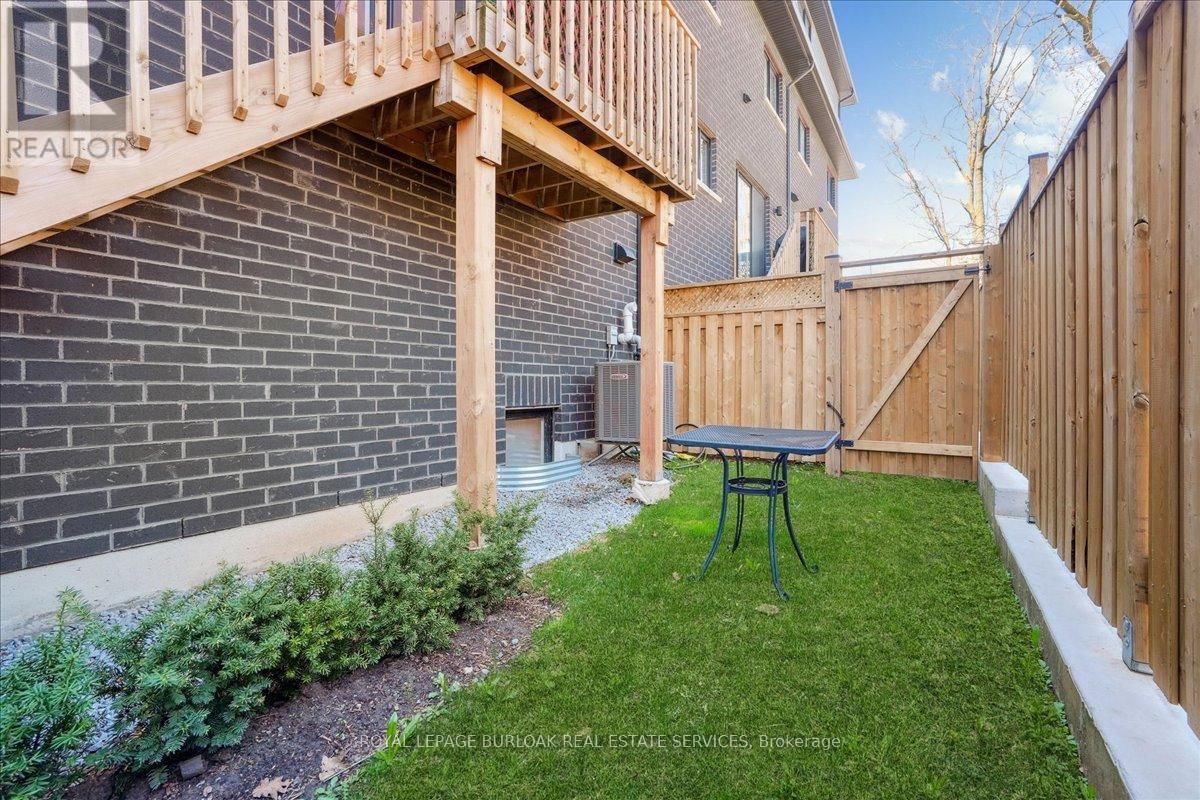 3 - 2071 GHENT AVENUE Image 28