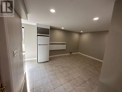 Commercial for Rent in Canada