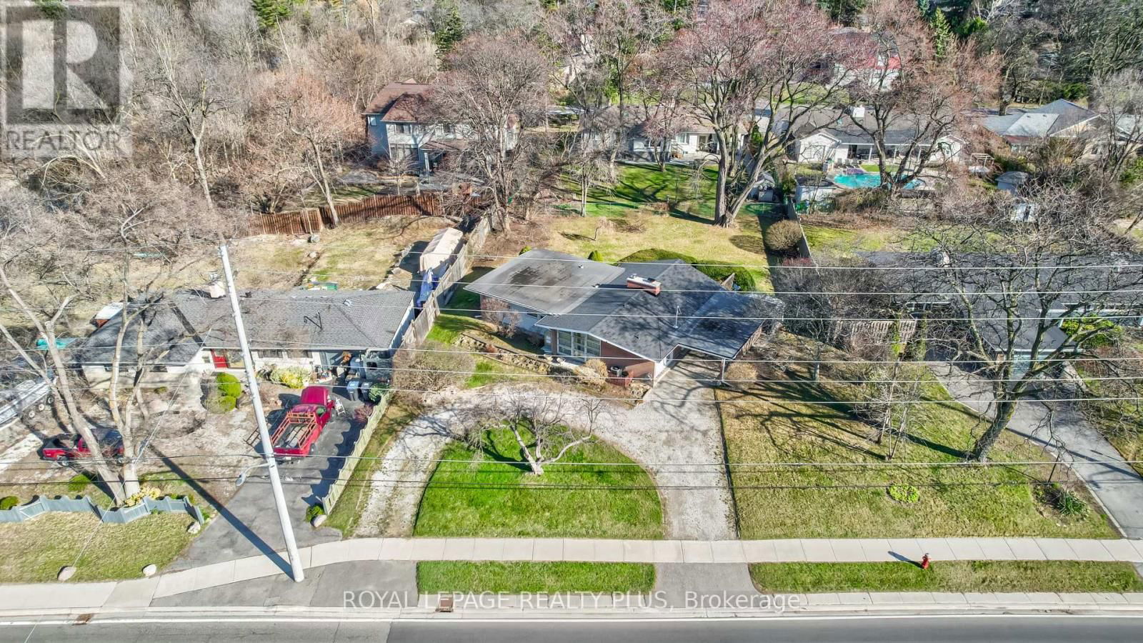 240 SOUTH SERVICE ROAD Image 3