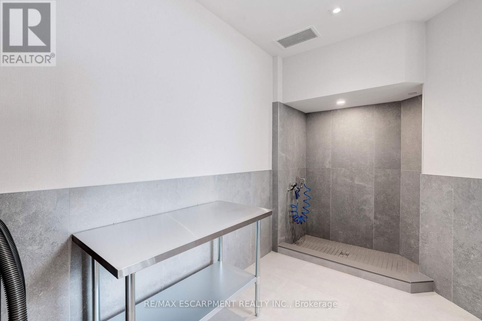 544 - 2501 SAW WHET BOULEVARD Image 35