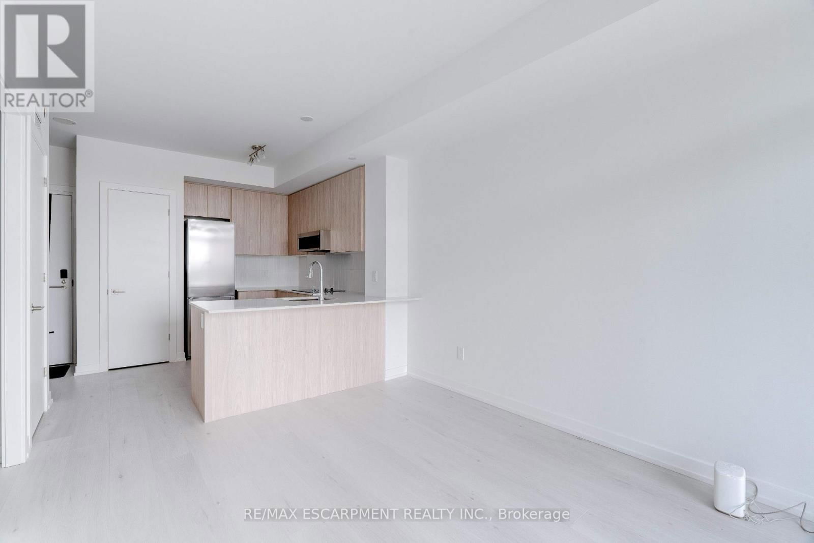 544 - 2501 SAW WHET BOULEVARD Image 9