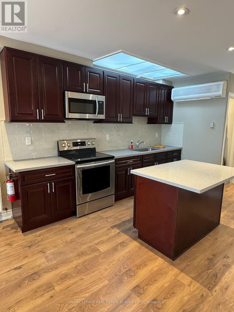 Upper - 2420 BLOOR STREET WEST Image 1