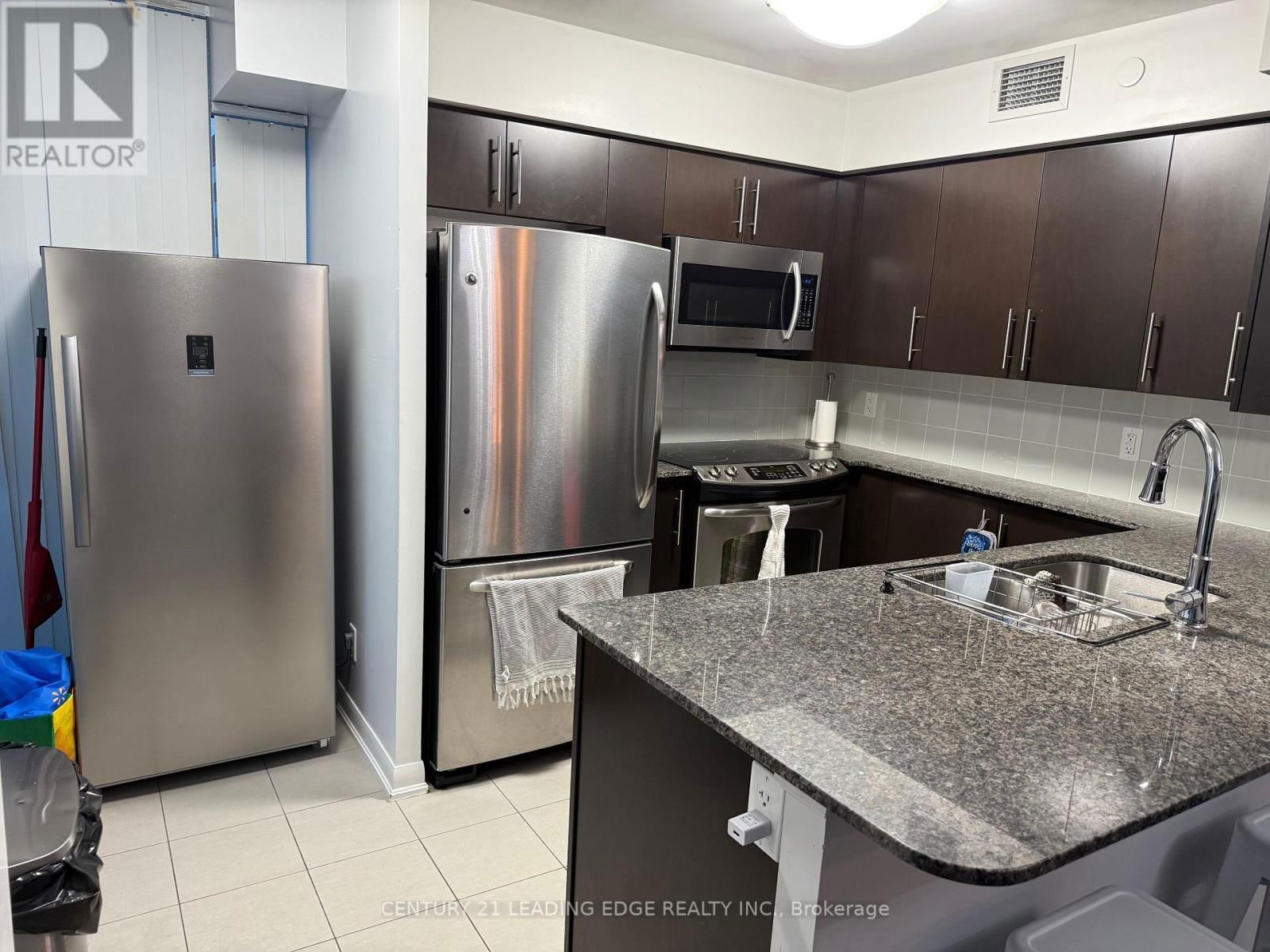 702 - 215 SHERWAY GARDENS ROAD Image 3
