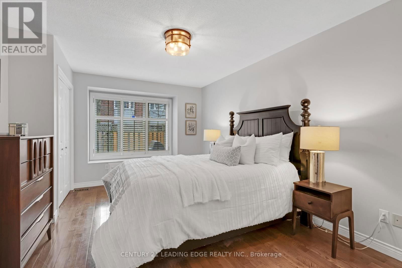 9 - 2435 WOODWARD AVENUE Image 16