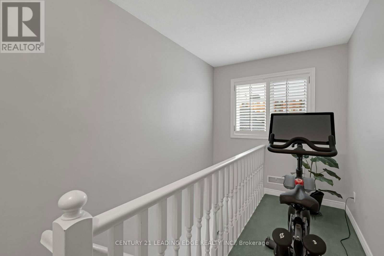 9 - 2435 WOODWARD AVENUE Image 23