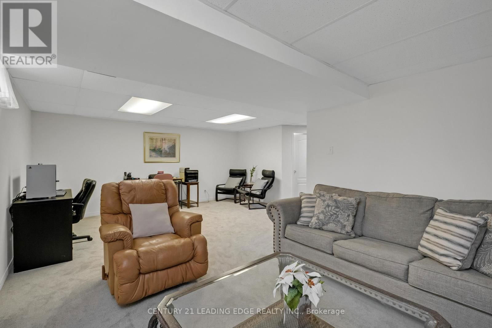 9 - 2435 WOODWARD AVENUE Image 30
