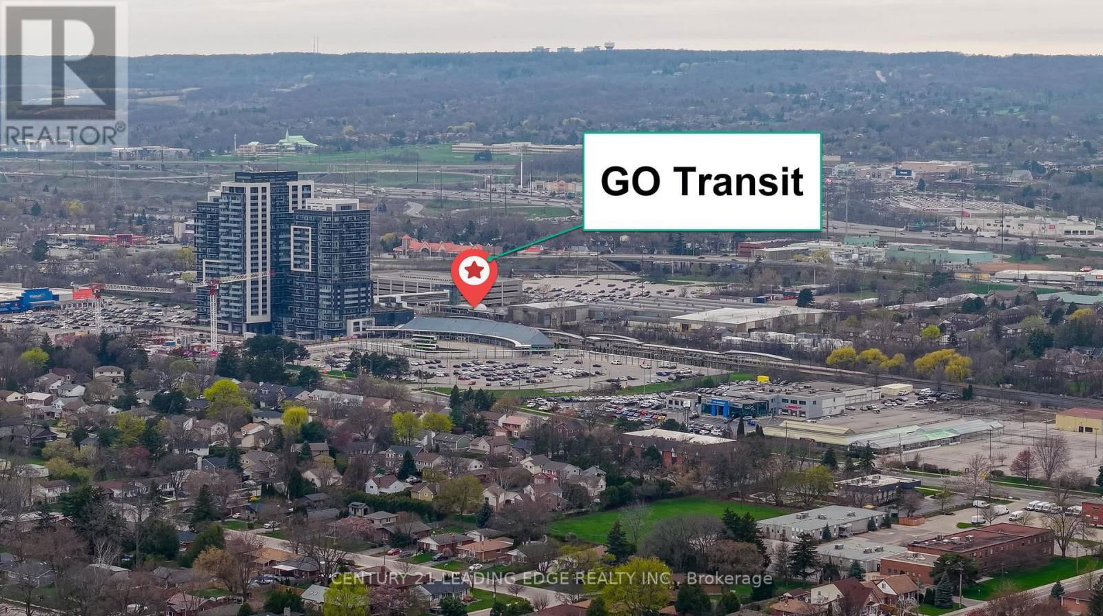 9 - 2435 WOODWARD AVENUE Image 39