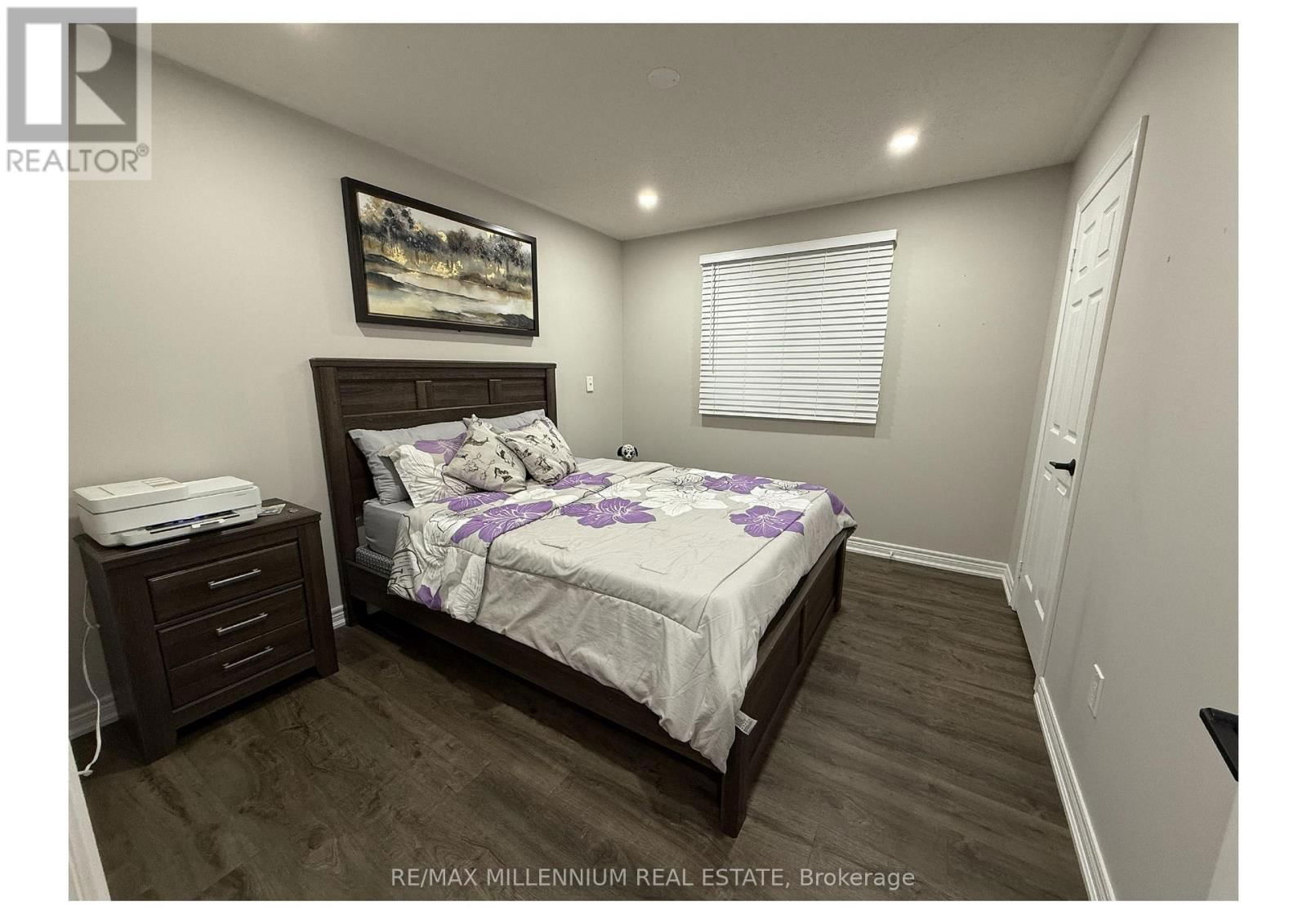 77 EMILY CARR CRESCENT Image 24