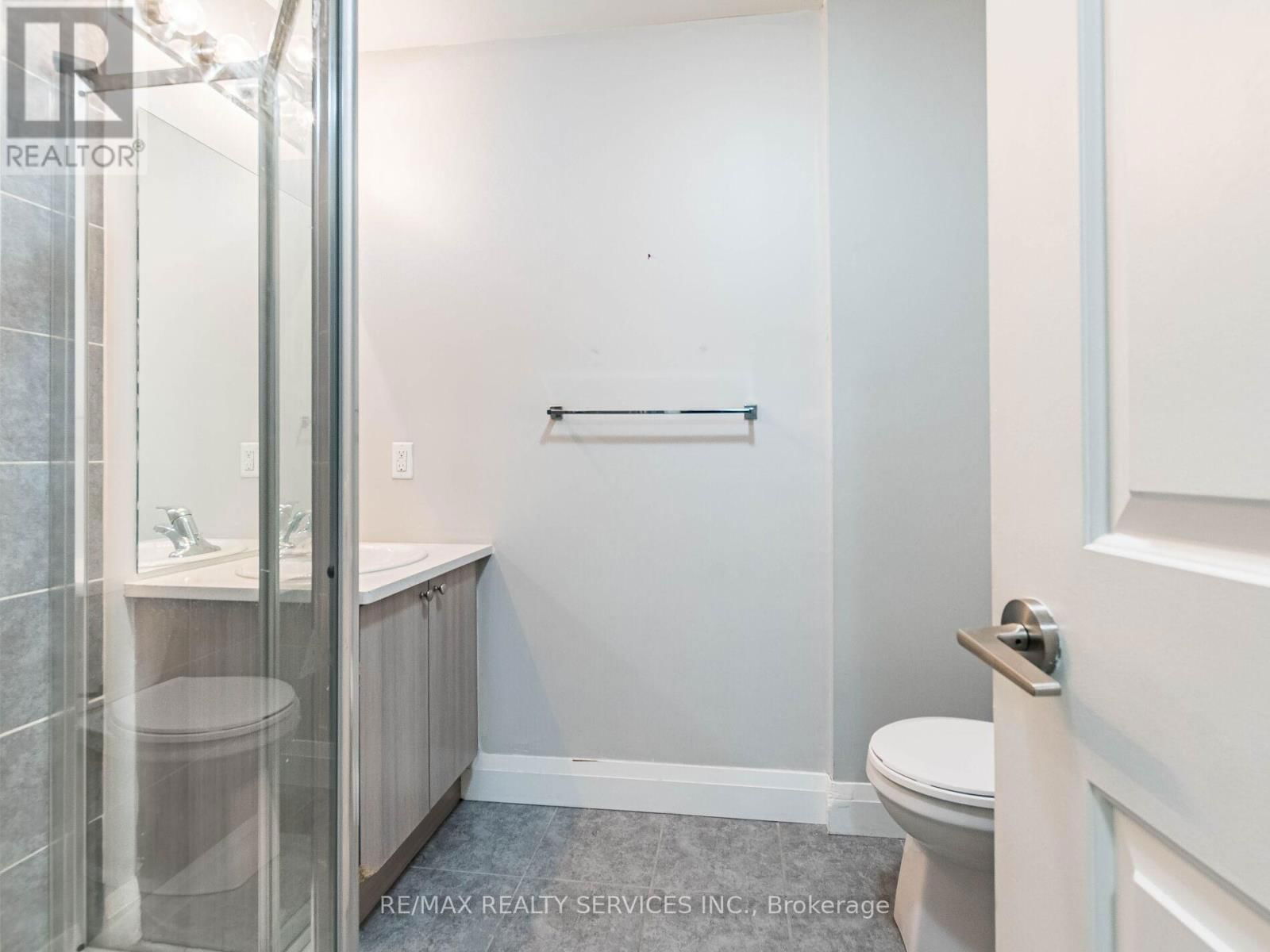 407 - 65 YORKLAND BOULEVARD Image 29