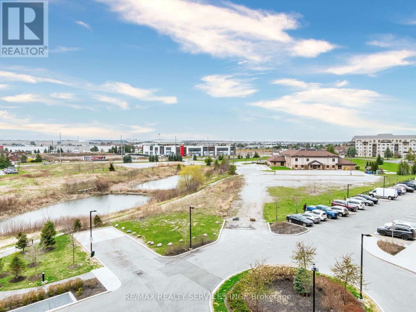 407 - 65 YORKLAND BOULEVARD Image 34