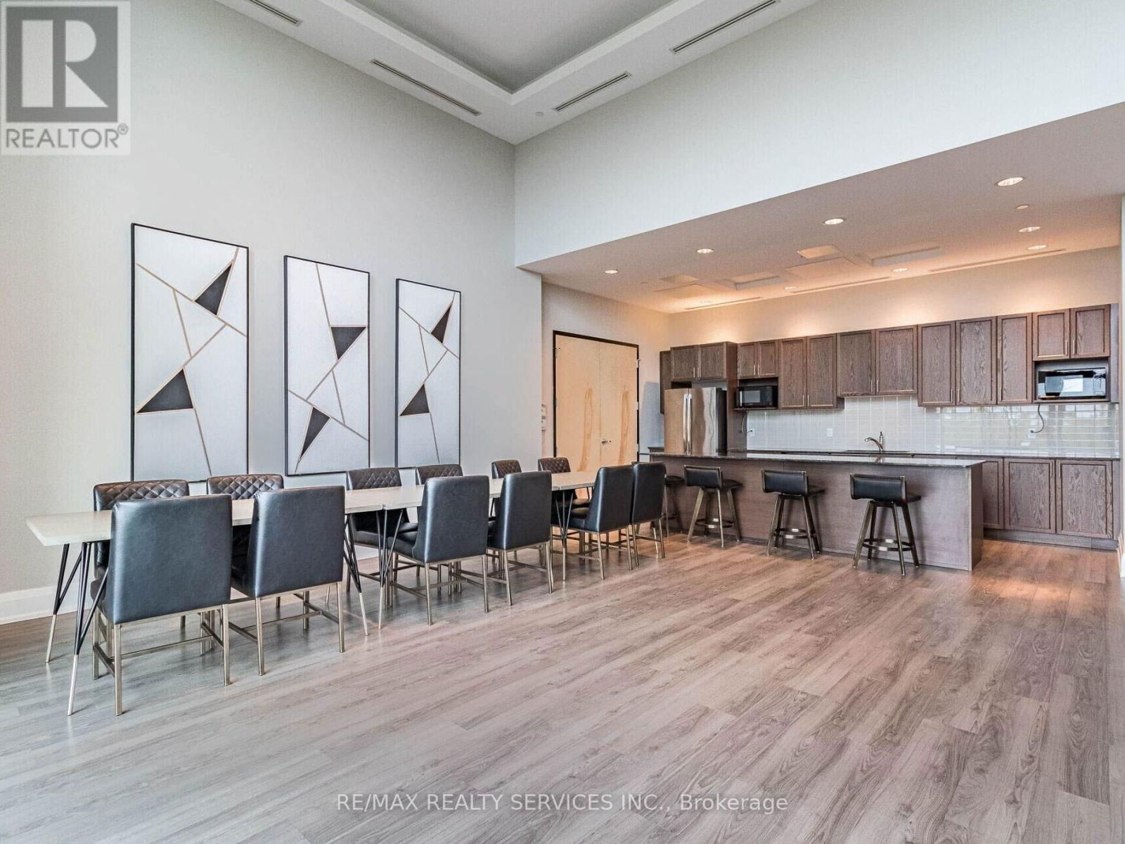 407 - 65 YORKLAND BOULEVARD Image 38