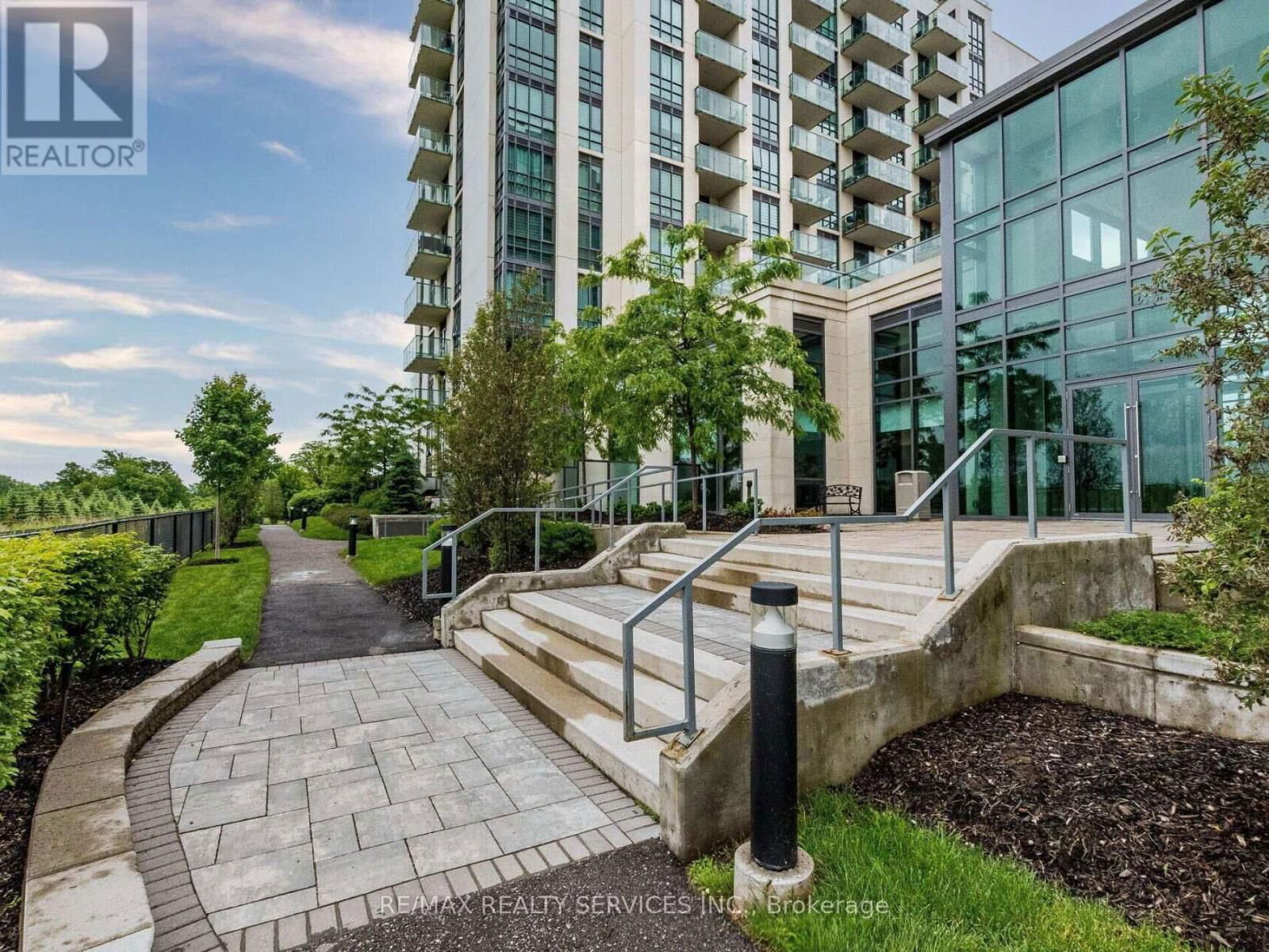 407 - 65 YORKLAND BOULEVARD Image 5