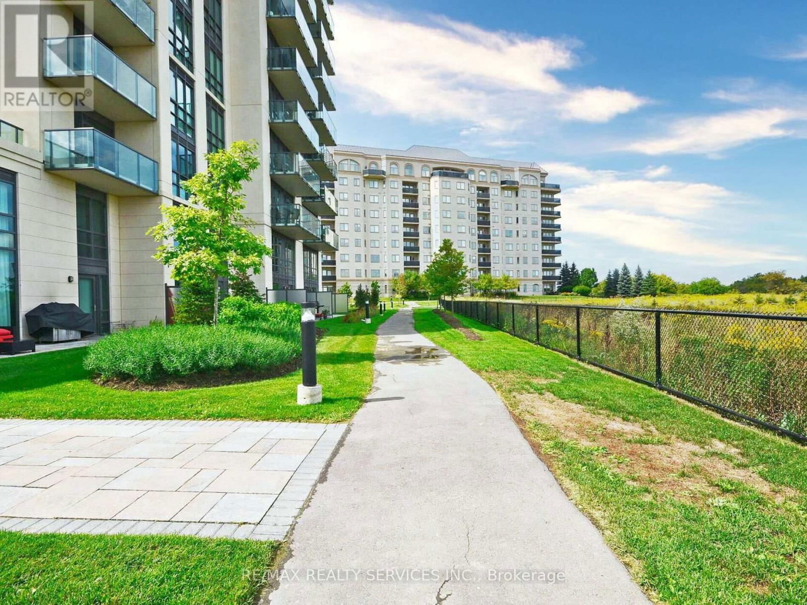 407 - 65 YORKLAND BOULEVARD Image 9
