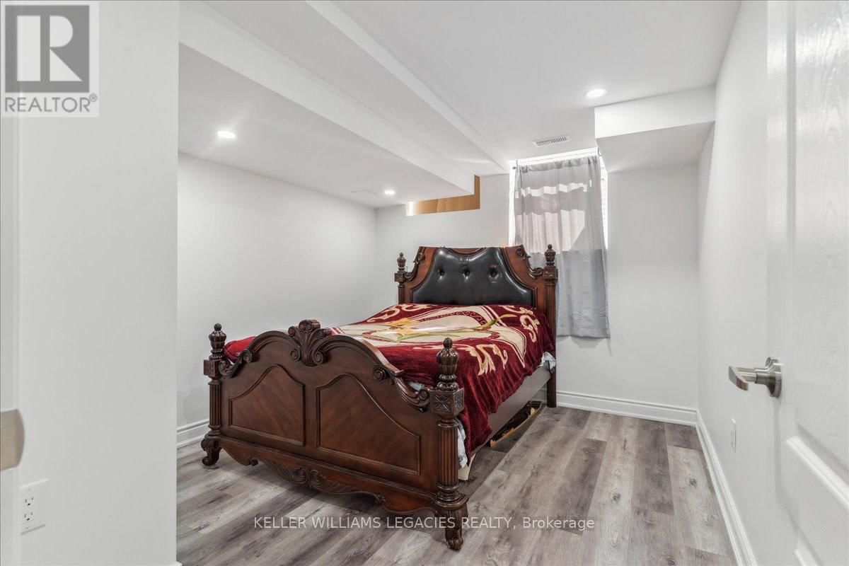 69 DORIS PAWLEY CRESCENT Image 21