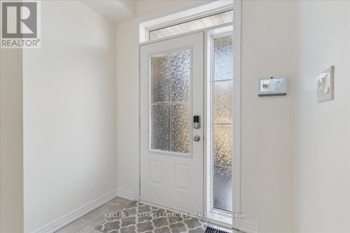 69 DORIS PAWLEY CRESCENT Image 3