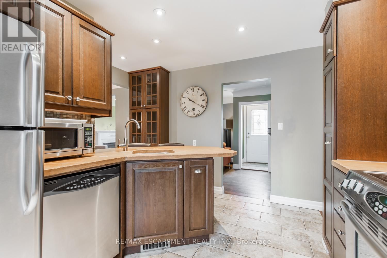 961 SHADELAND AVENUE Image 13