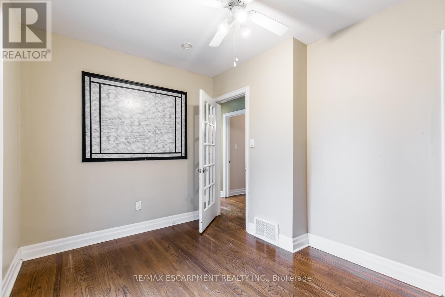 961 SHADELAND AVENUE Image 16