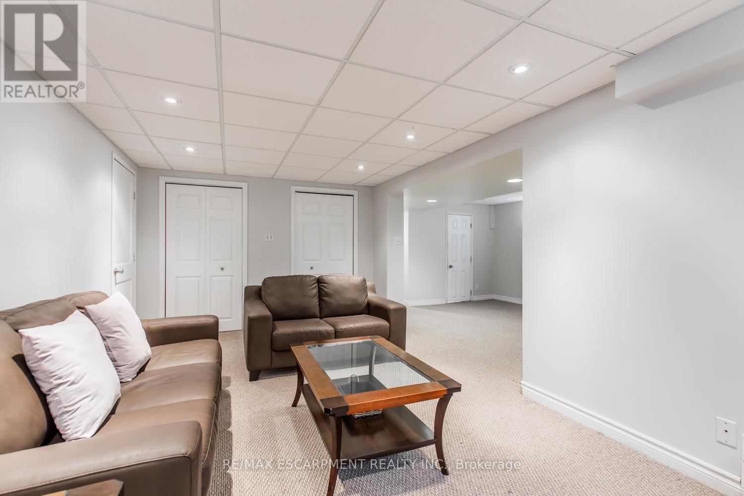 961 SHADELAND AVENUE Image 24