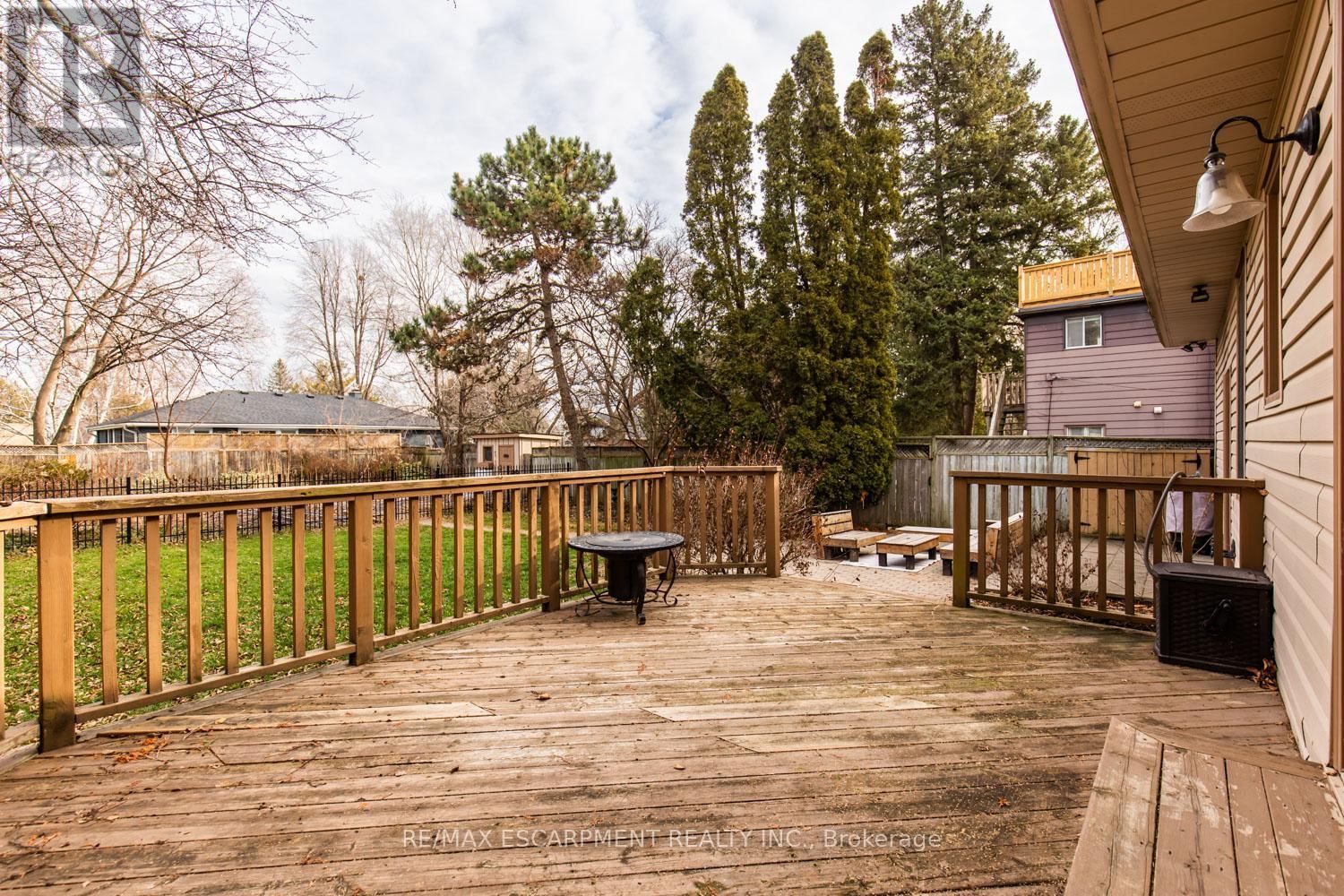 961 SHADELAND AVENUE Image 32