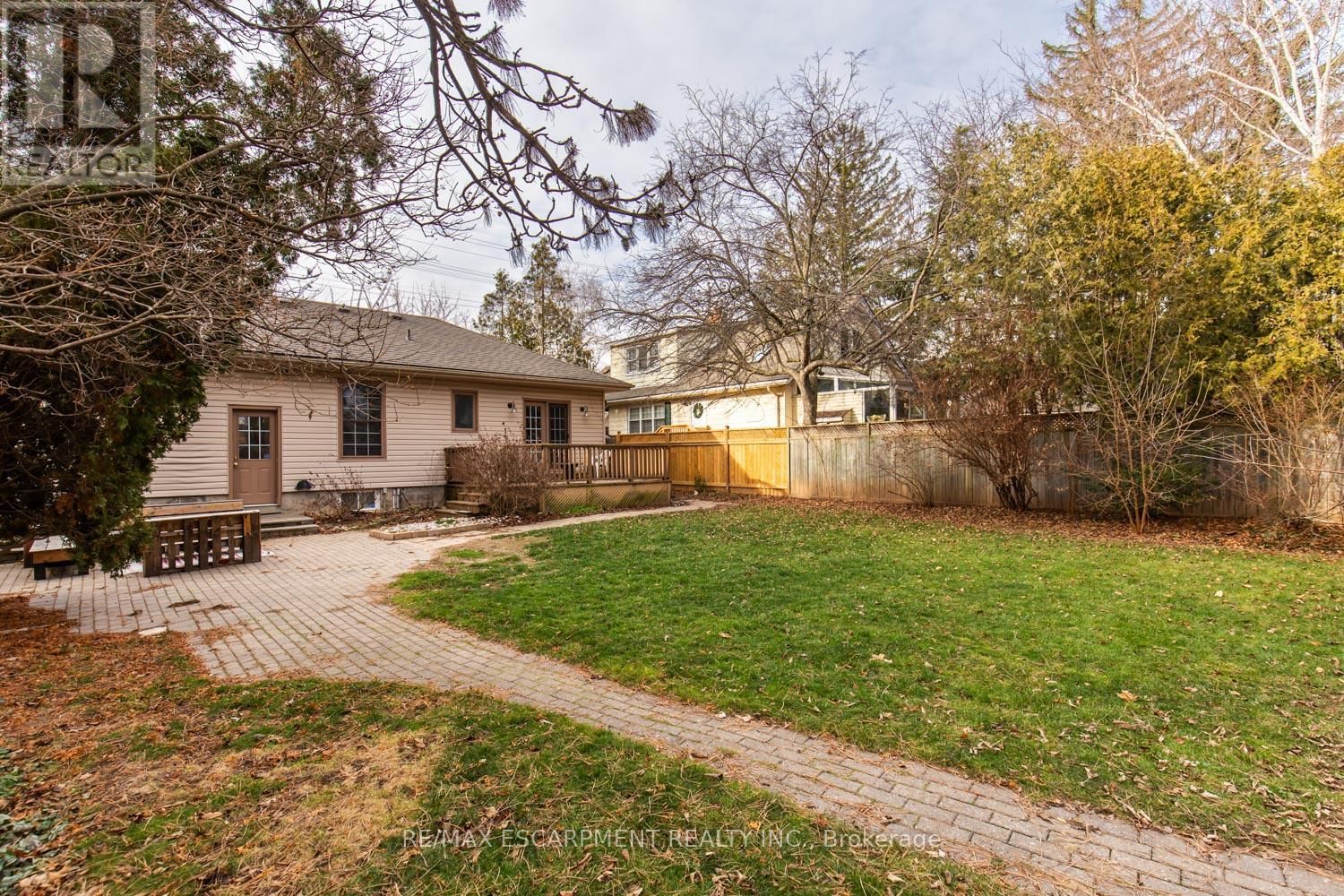 961 SHADELAND AVENUE Image 37