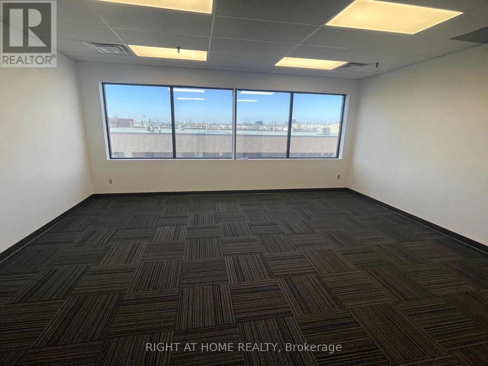 214 - 2404 HAINES ROAD Image 6