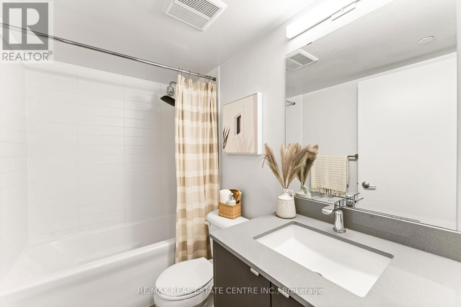 A311 - 1117 COOKE BOULEVARD Image 16