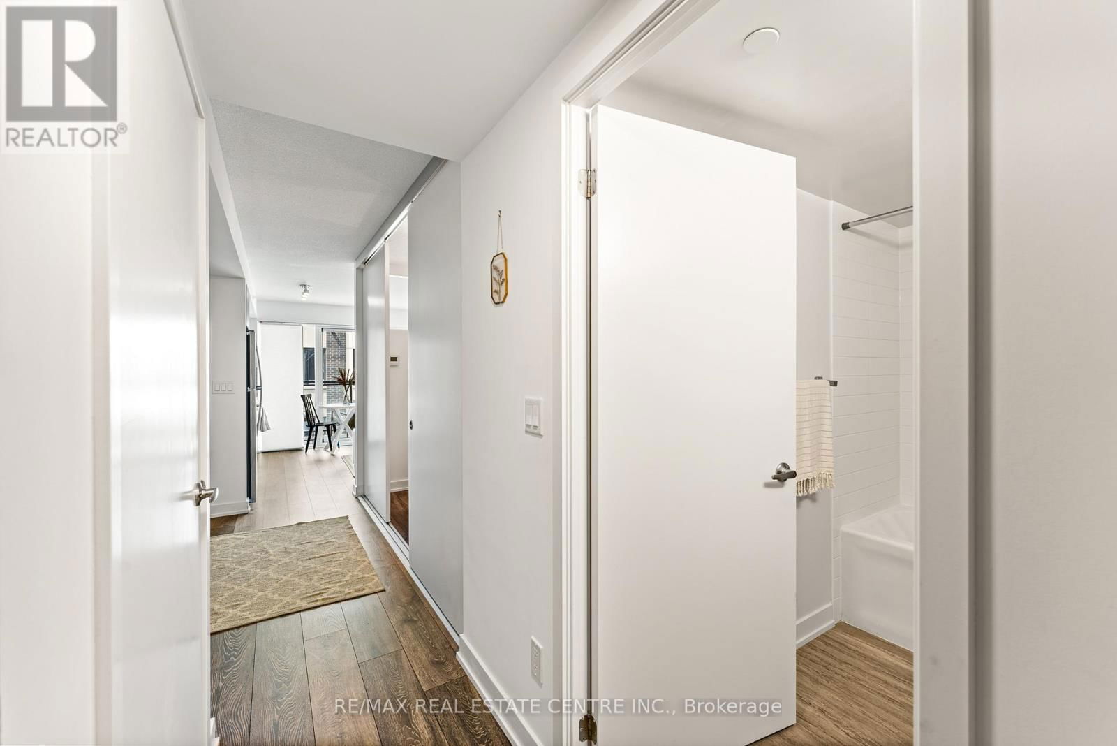 A311 - 1117 COOKE BOULEVARD Image 6