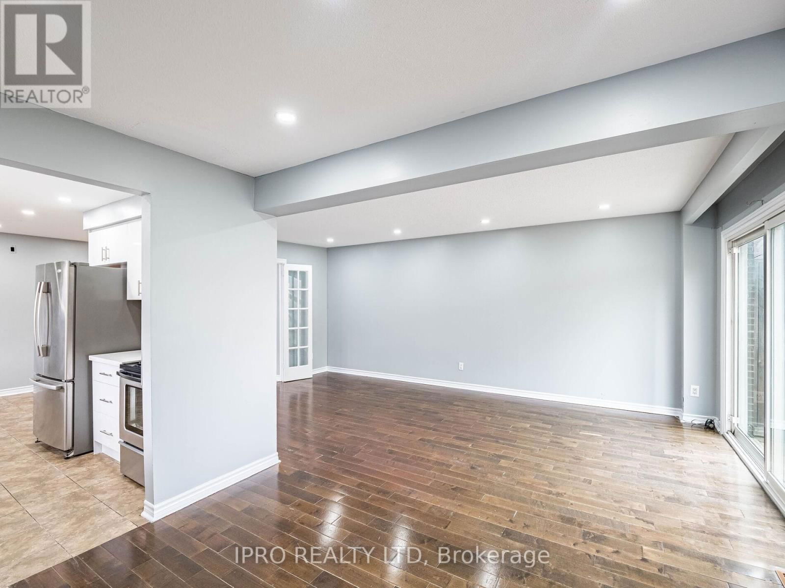 UPPER - 7458 CATALPA ROAD Image 7