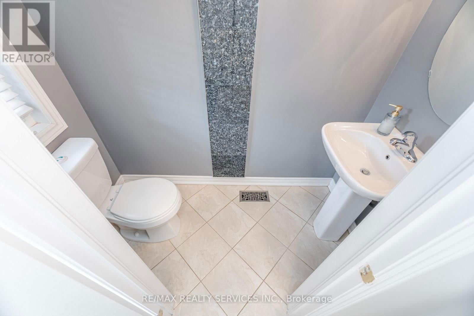 21 CEDARBROOK ROAD Image 14