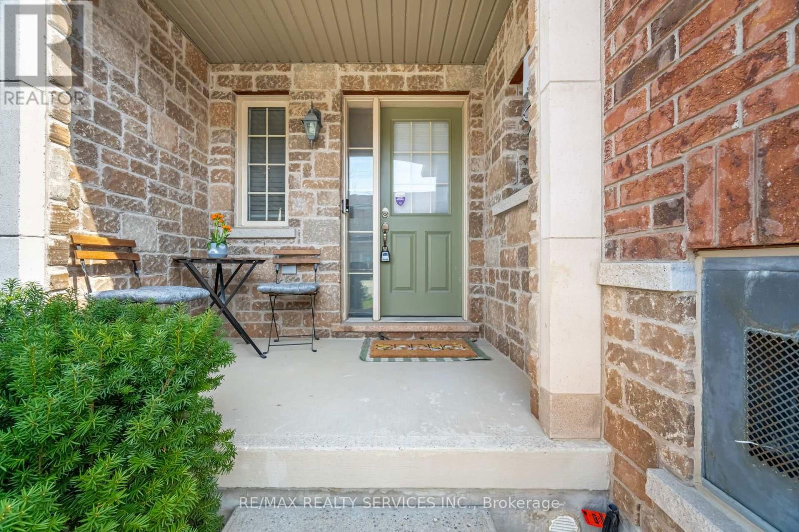 21 CEDARBROOK ROAD Image 3