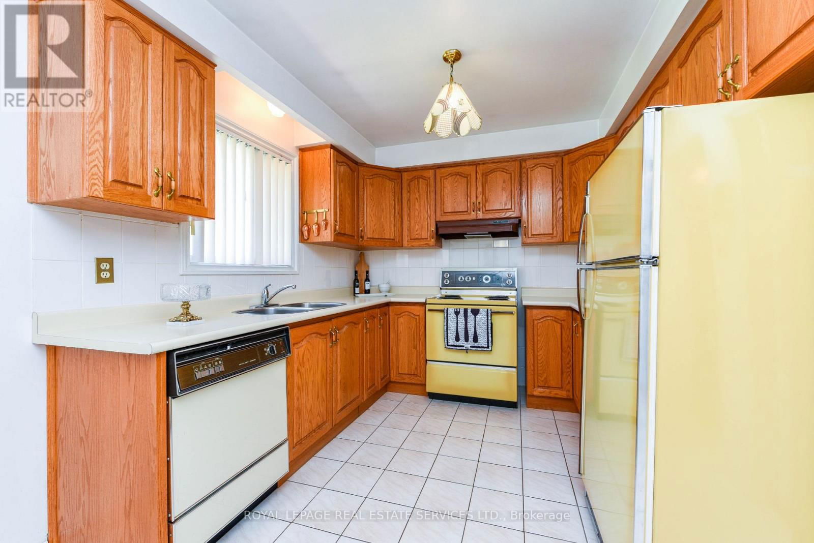2696 CRYSTALBURN AVENUE Image 21
