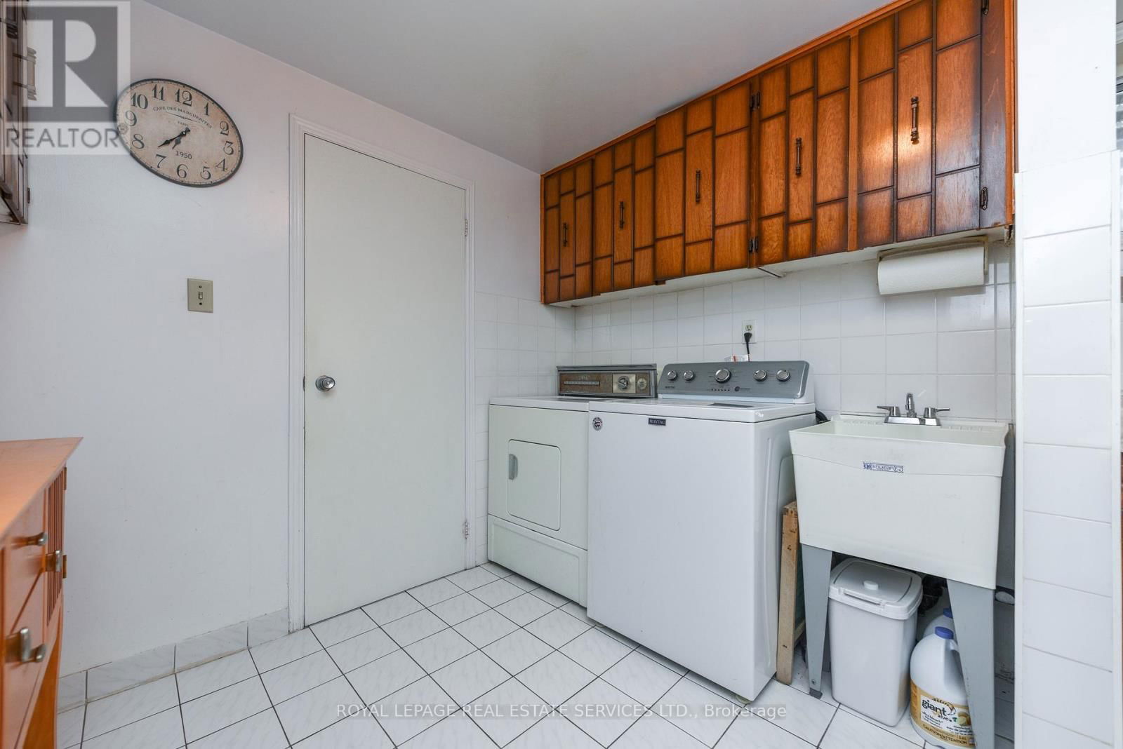 2696 CRYSTALBURN AVENUE Image 37