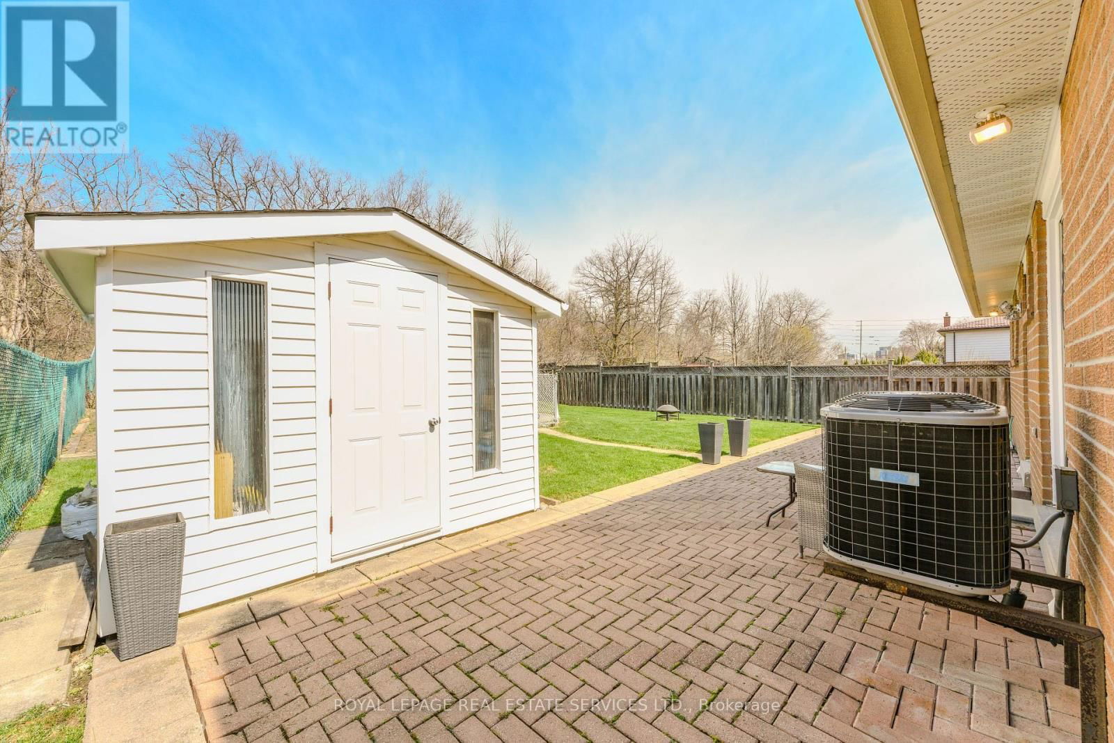 2696 CRYSTALBURN AVENUE Image 6